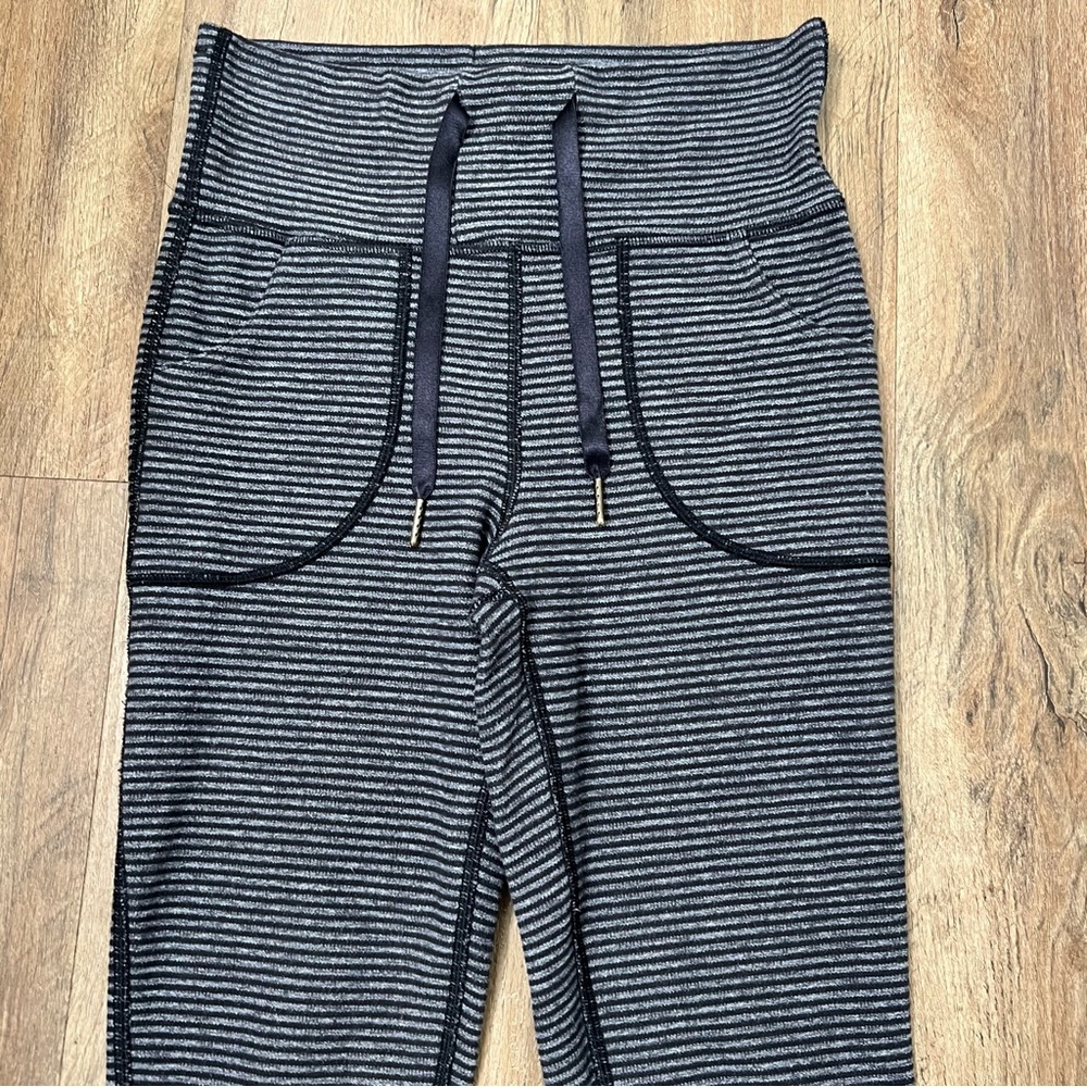 Lululemon Skinny Will Pant *Pique Black / Deep Coal Size 6 - Picture 9 of 12